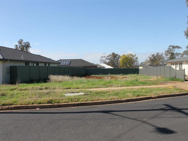 4 Aruma Street, Dubbo NSW 2830