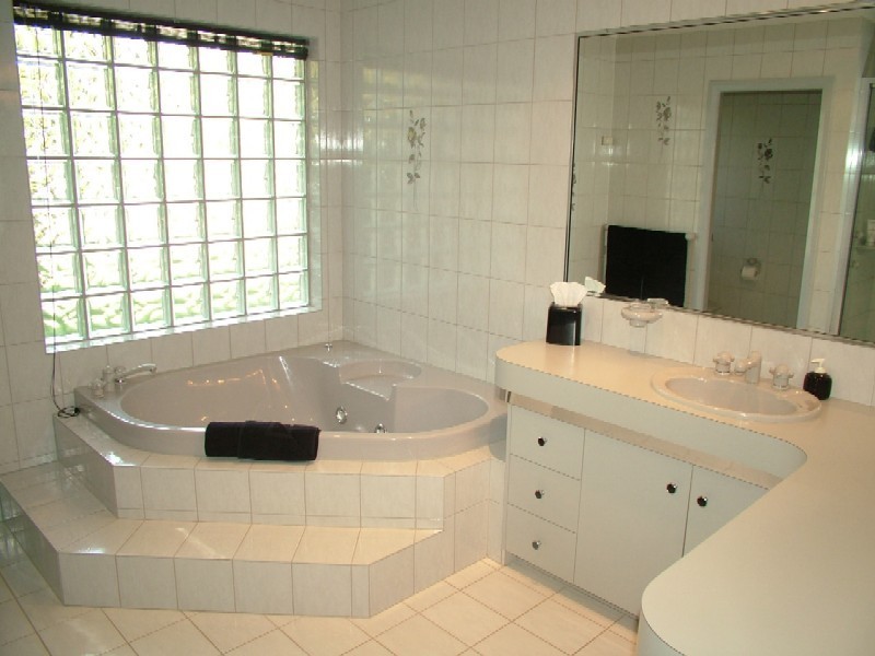 28 Colony Crescent, Dubbo NSW 2830