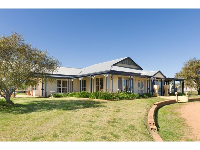 84L Narromine Road, Dubbo NSW 2830