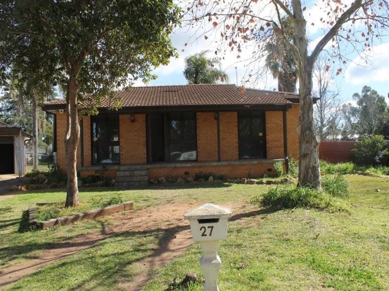27 Cooinda Crescent, Dubbo NSW 2830