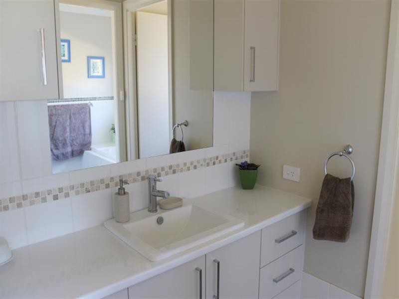 10 Redgum Place, Narromine NSW 2821