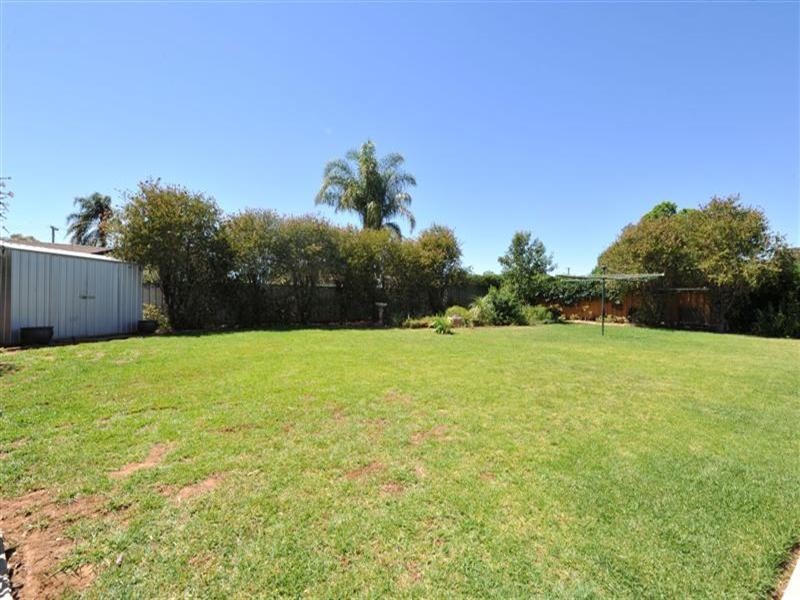 189 Algalah Street, Narromine NSW 2821