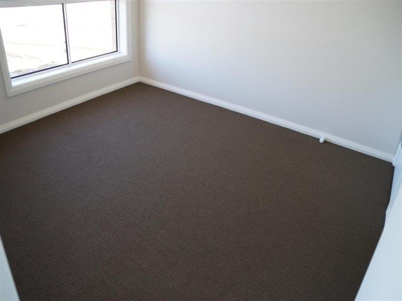 8 Dalbeattie Crescent, Dubbo NSW 2830