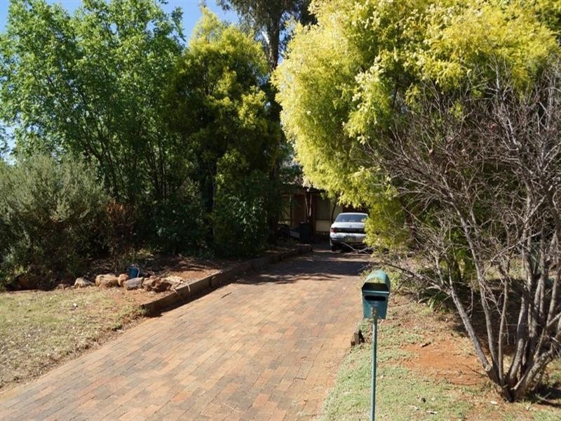 9 Hamilton Close, Dubbo NSW 2830
