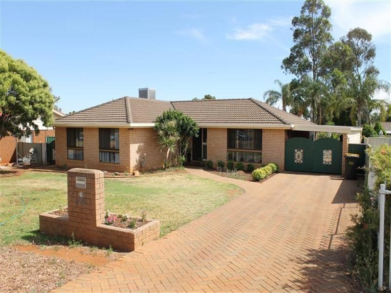 120 Birch Avenue, Dubbo NSW 2830