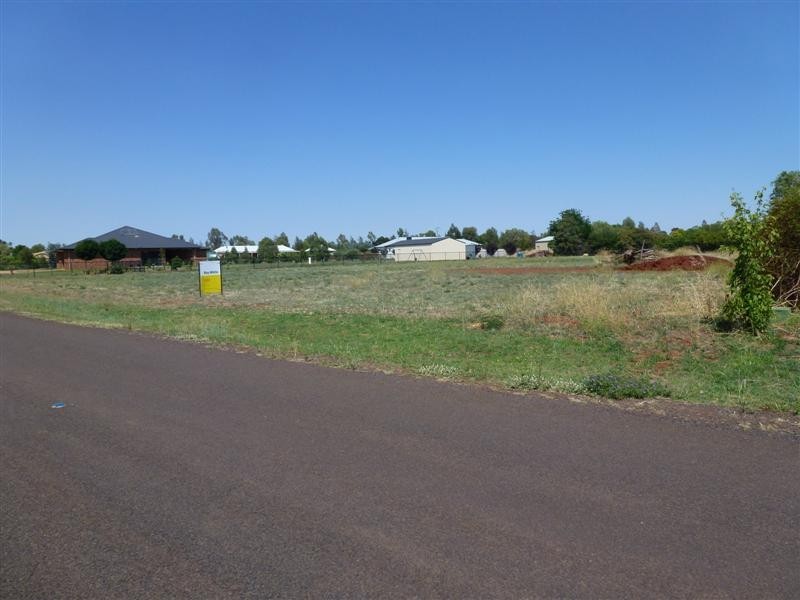 3 Chondelle Place, Dubbo NSW 2830
