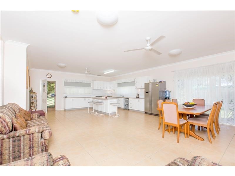4 Warne Street, Wellington NSW 2820
