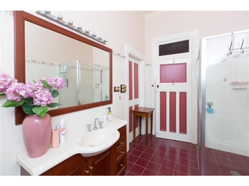 4 Warne Street, Wellington NSW 2820