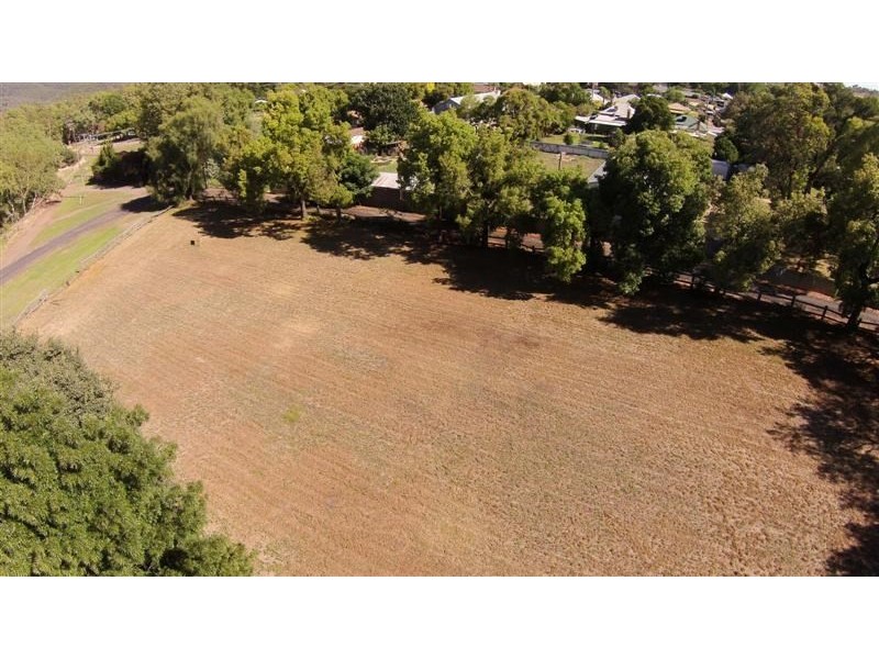 4 Warne Street, Wellington NSW 2820
