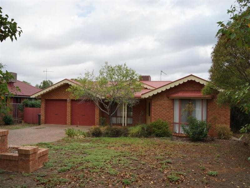 20 Grangewood Drive, Dubbo NSW 2830