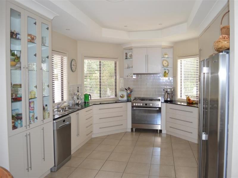 24 Lakeside Circuit, Dubbo NSW 2830