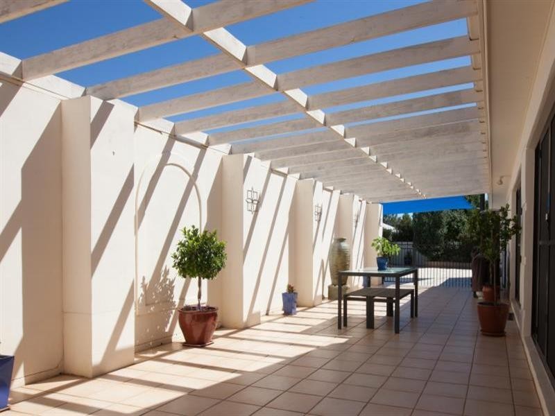 24 Lakeside Circuit, Dubbo NSW 2830