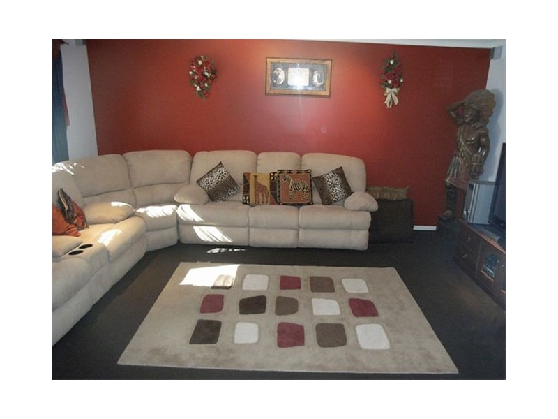 9 Ashlundie Crescent, Dubbo NSW 2830