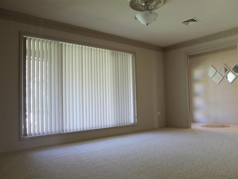 51 Margaret Crescent, Dubbo NSW 2830