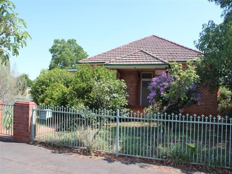 90 Wingewarra Street, Dubbo NSW 2830