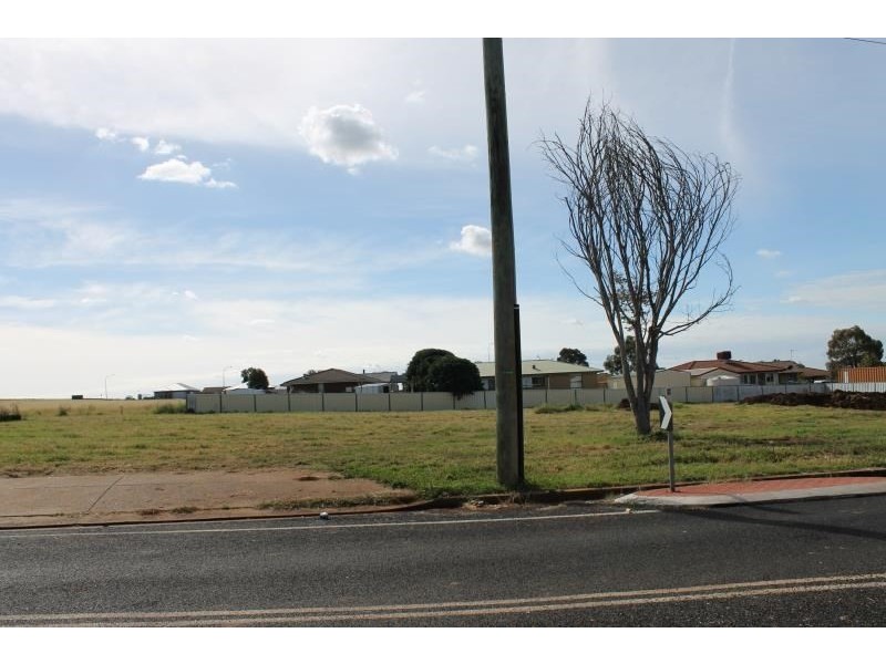 67 Linda Drive, Dubbo NSW 2830