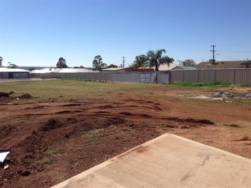 24 Spears Drive, Dubbo NSW 2830