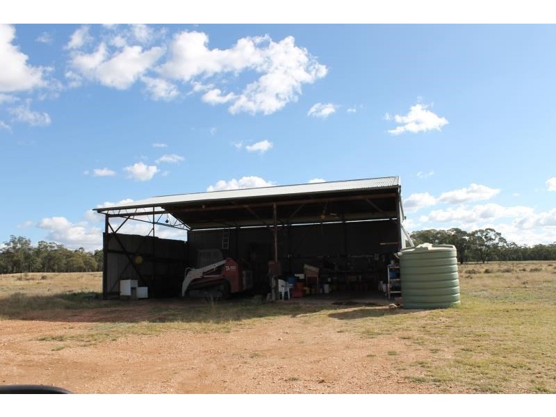 Springfield Melrose Road, Albert NSW 2873