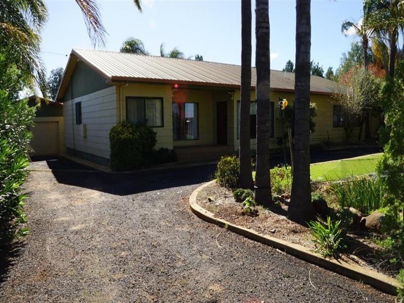 Brocklehurst NSW 2830