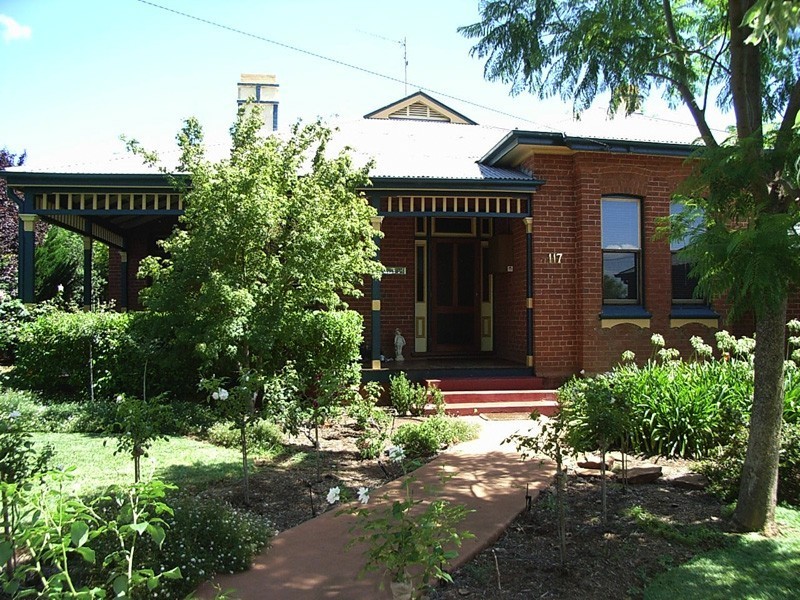 117 Cobra Street, Dubbo NSW 2830