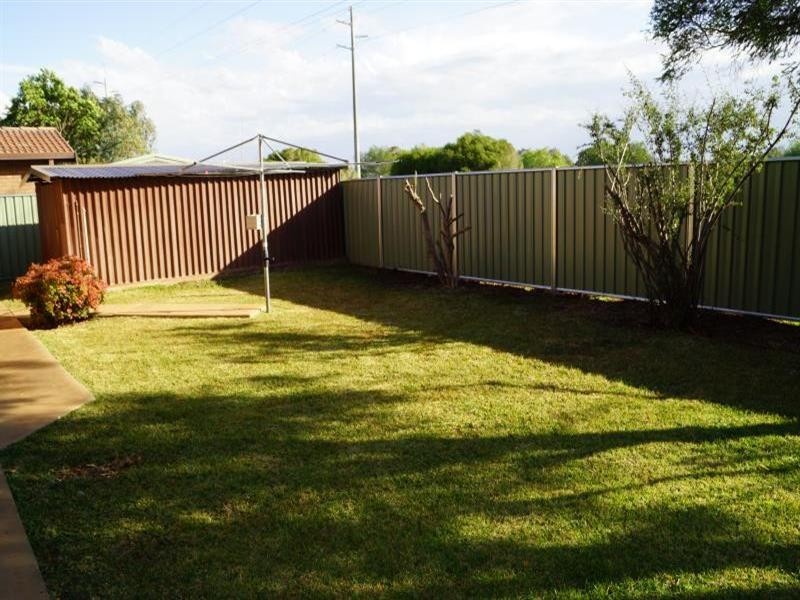 14 Sturt Circle, Dubbo NSW 2830