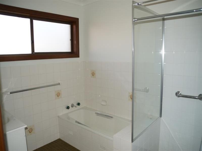 14 Sturt Circle, Dubbo NSW 2830