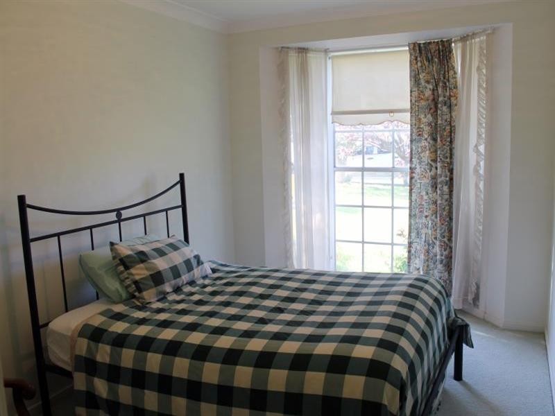 23 Windsor Parade, Dubbo NSW 2830