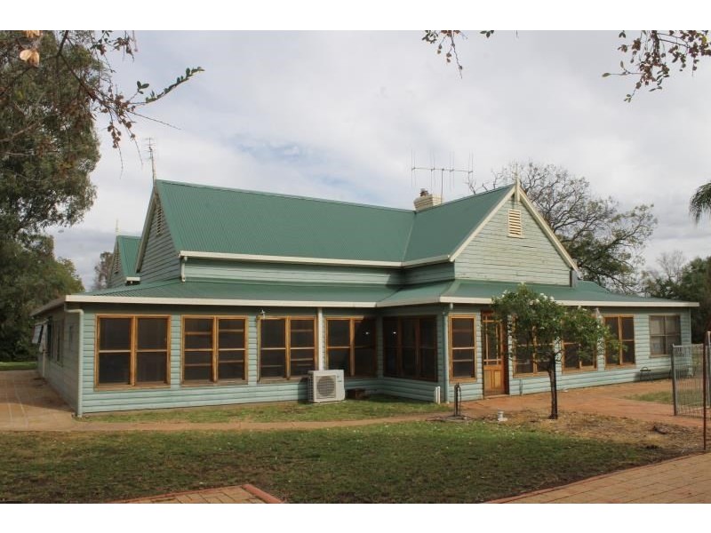 ‘Tereweenah’ Mitchell Highway, Trangie NSW 2823