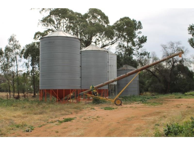 ‘Tereweenah’ Mitchell Highway, Trangie NSW 2823