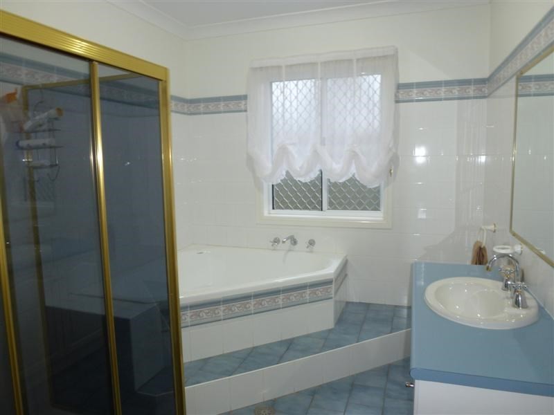 5 Warrego Court, Dubbo NSW 2830