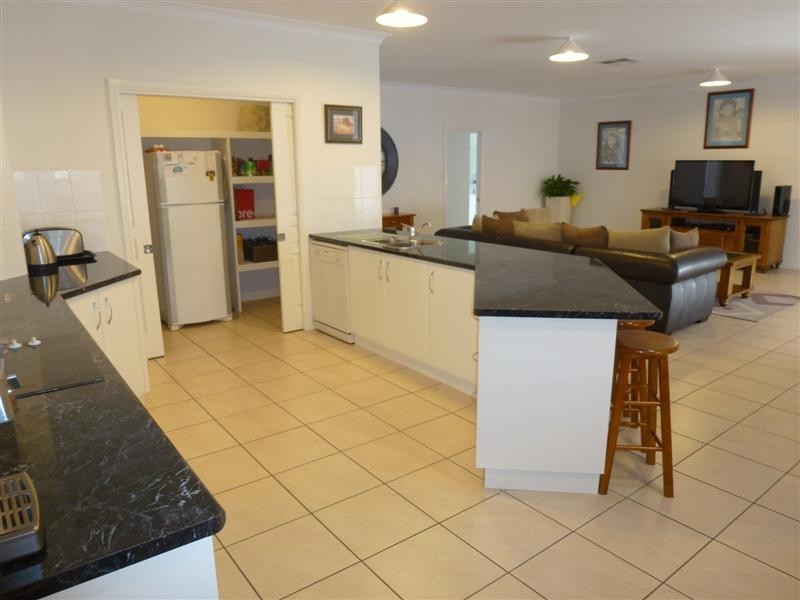 8 Lachlan Way, Dubbo NSW 2830