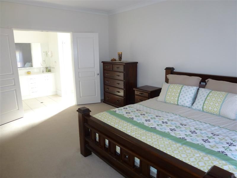 8 Lachlan Way, Dubbo NSW 2830