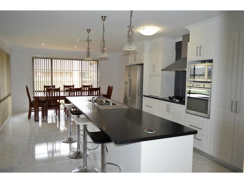 26 Holmwood Drive, Dubbo NSW 2830