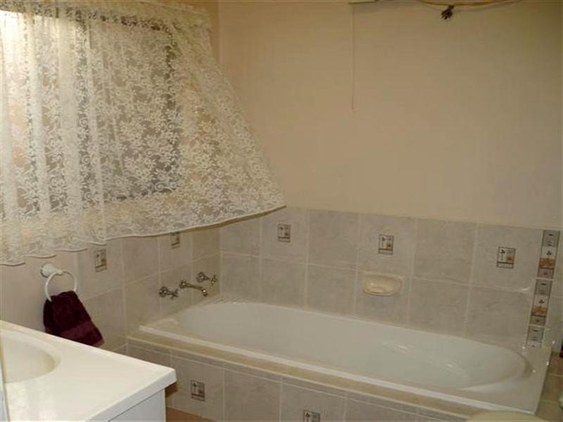 22 Laughton Street, Dubbo NSW 2830