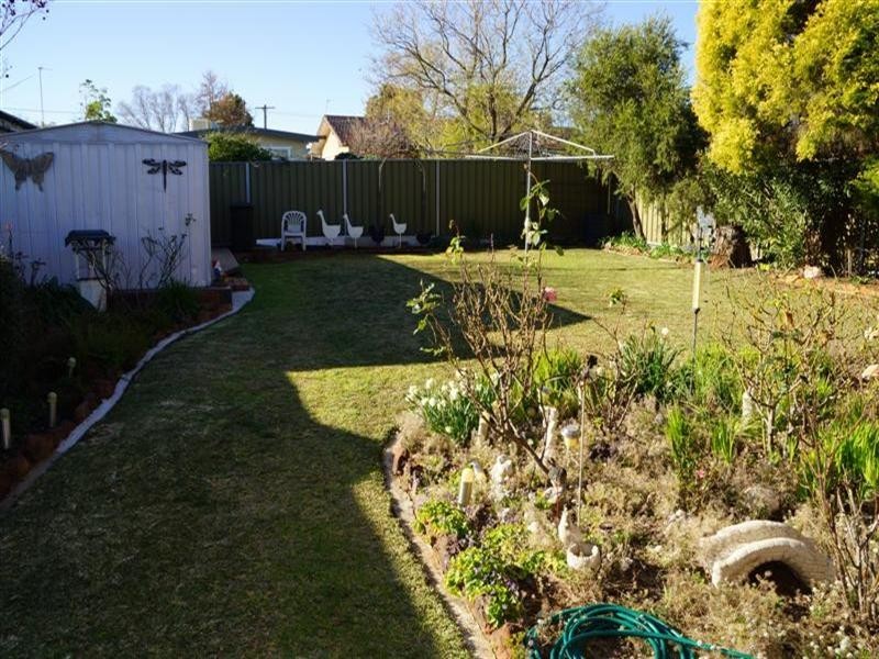 22 Laughton Street, Dubbo NSW 2830
