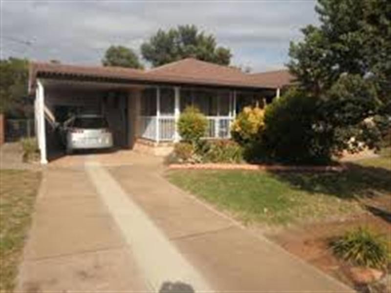 27 Moonah Street, Dubbo NSW 2830