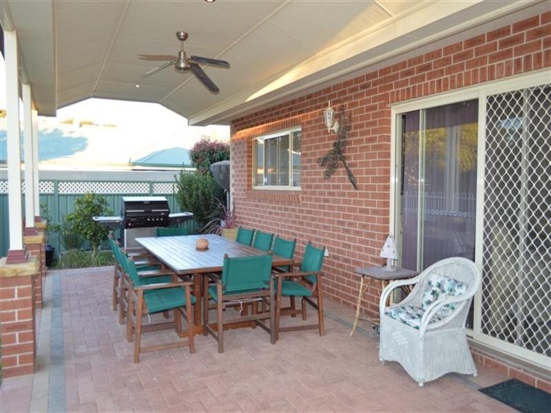 12 Carnoustie Drive, Dubbo NSW 2830