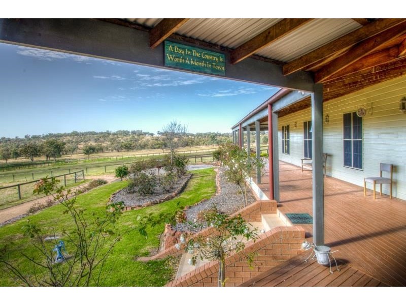 ‘Halcyon’ Renshaw McGirr Way, Yeoval NSW 2868