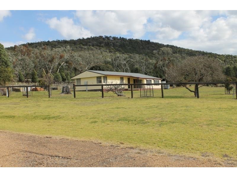 ‘Halcyon’ Renshaw McGirr Way, Yeoval NSW 2868