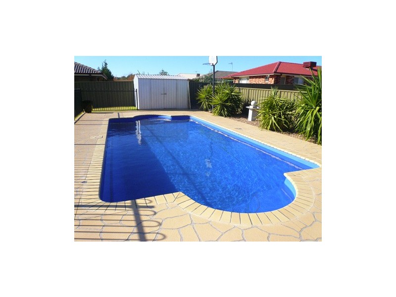 5 Lancaster Park Place, Dubbo NSW 2830