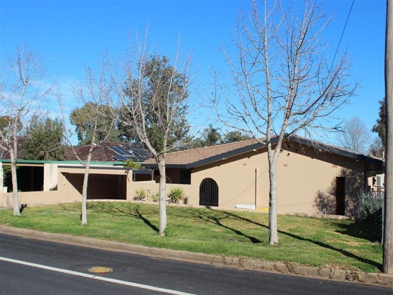 397 Fitzroy Street, Dubbo NSW 2830