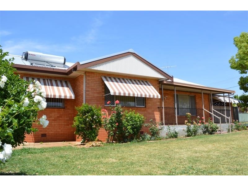 72 Young Street, Dubbo NSW 2830
