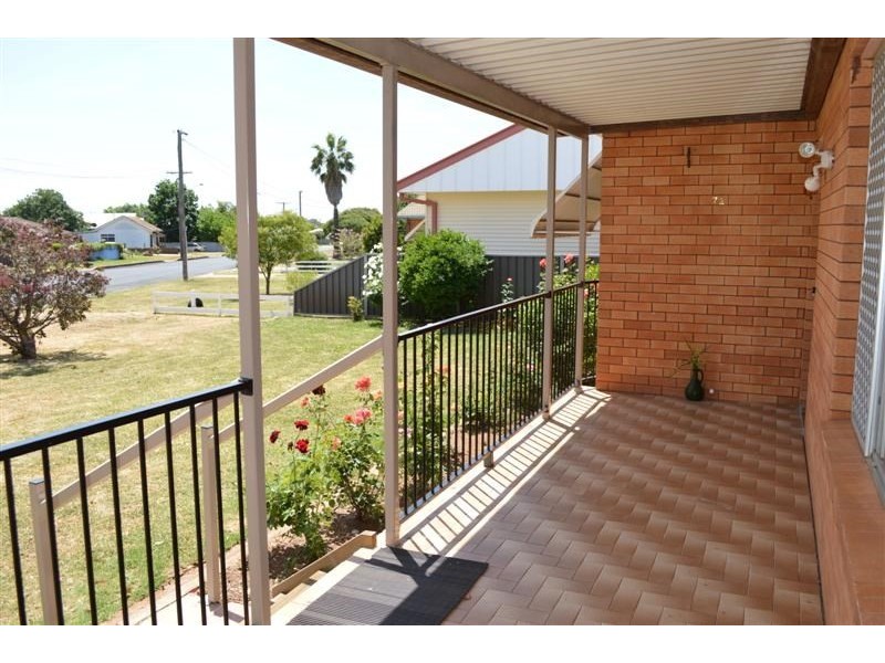 72 Young Street, Dubbo NSW 2830