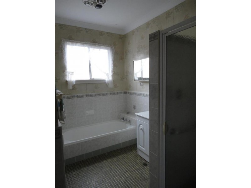 1 Moonah Street, Dubbo NSW 2830