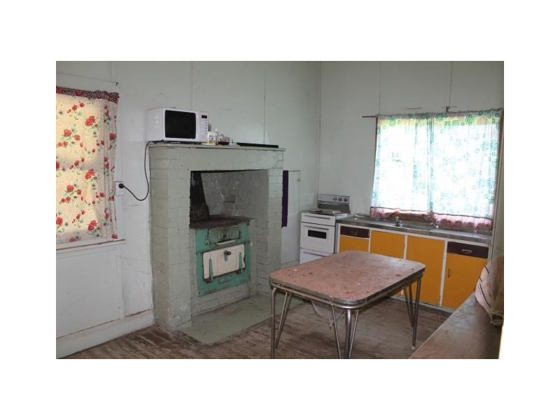 16 Haylock Street, Tullamore NSW 2874