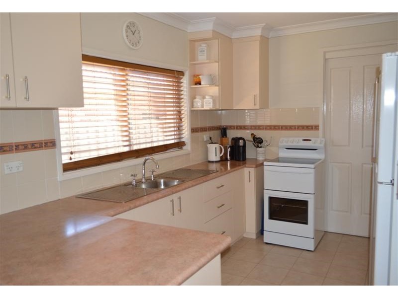 52 Corbett Avenue, Dubbo NSW 2830