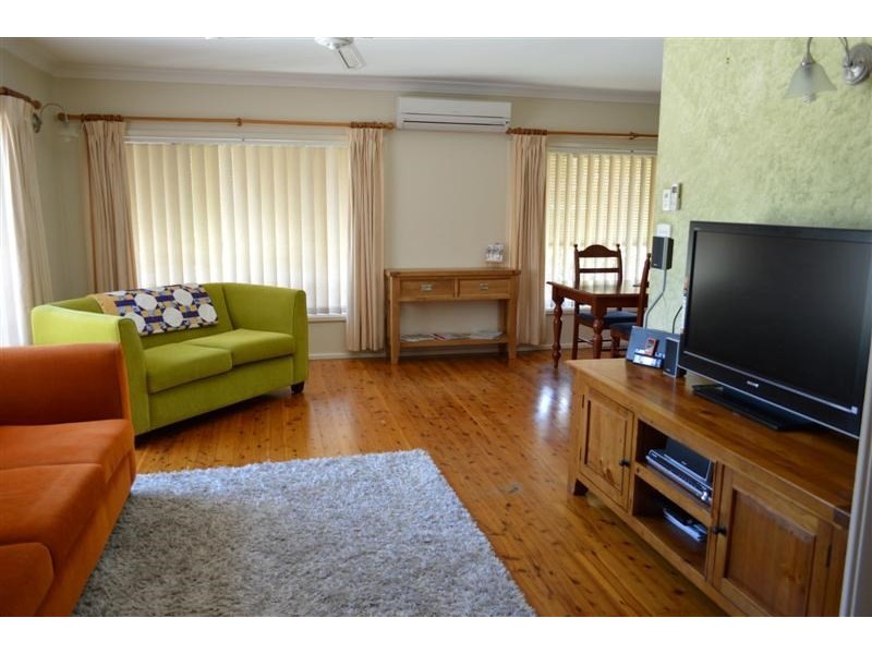 52 Corbett Avenue, Dubbo NSW 2830