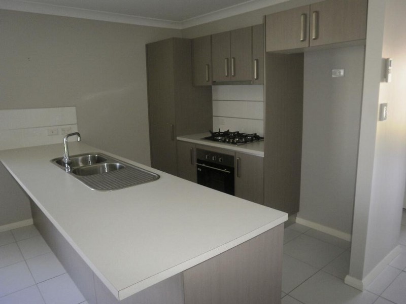 7 Glenshee Close, Dubbo NSW 2830