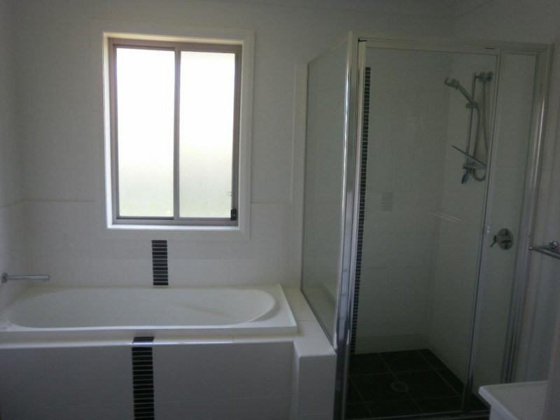 7 Glenshee Close, Dubbo NSW 2830