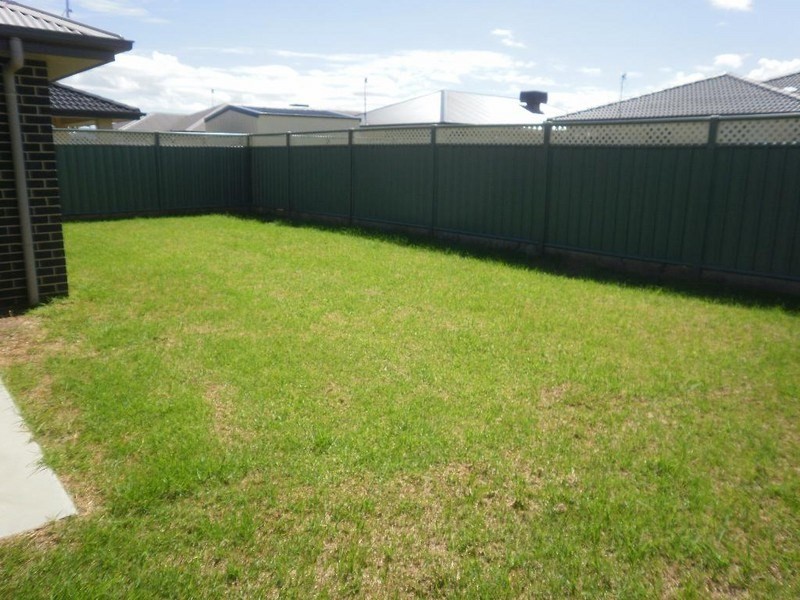 7 Glenshee Close, Dubbo NSW 2830